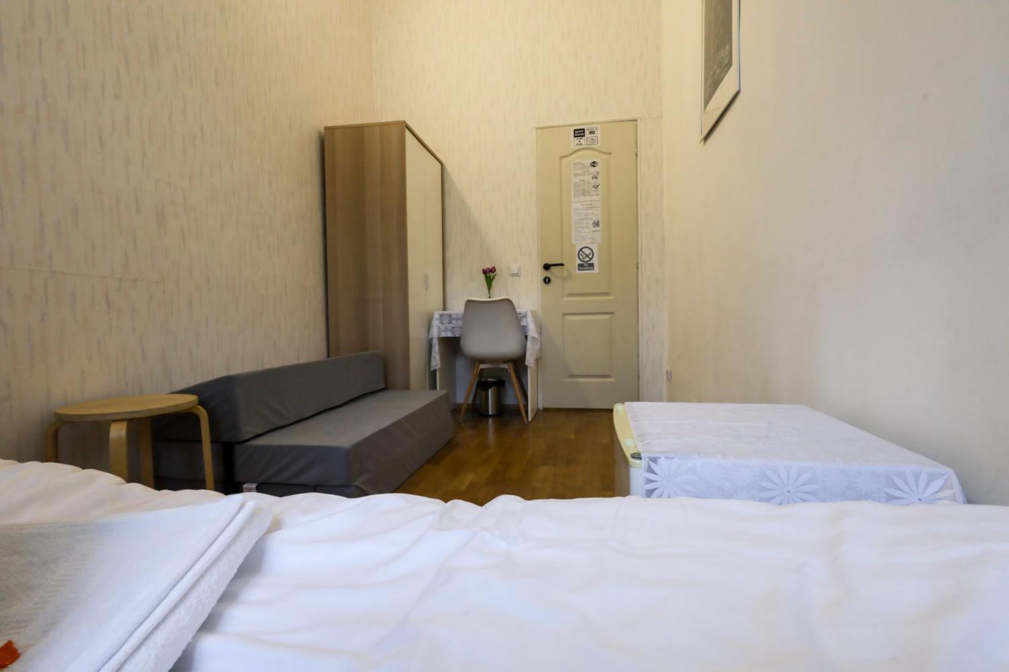 Budapest Pest-Port Apartment 4 Rooms For 16 Person Budapeste Exterior foto