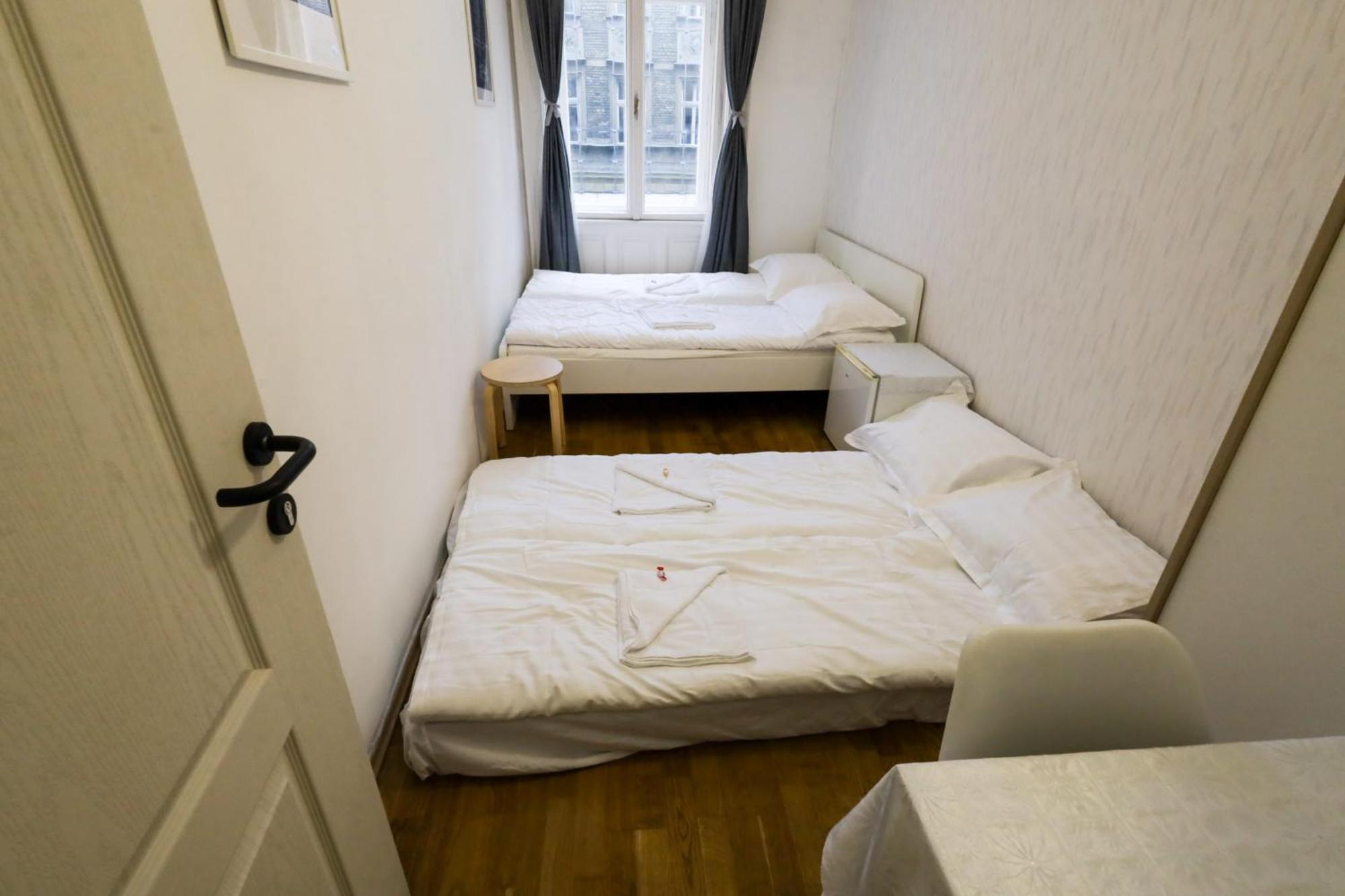 Budapest Pest-Port Apartment 4 Rooms For 16 Person Budapeste Exterior foto