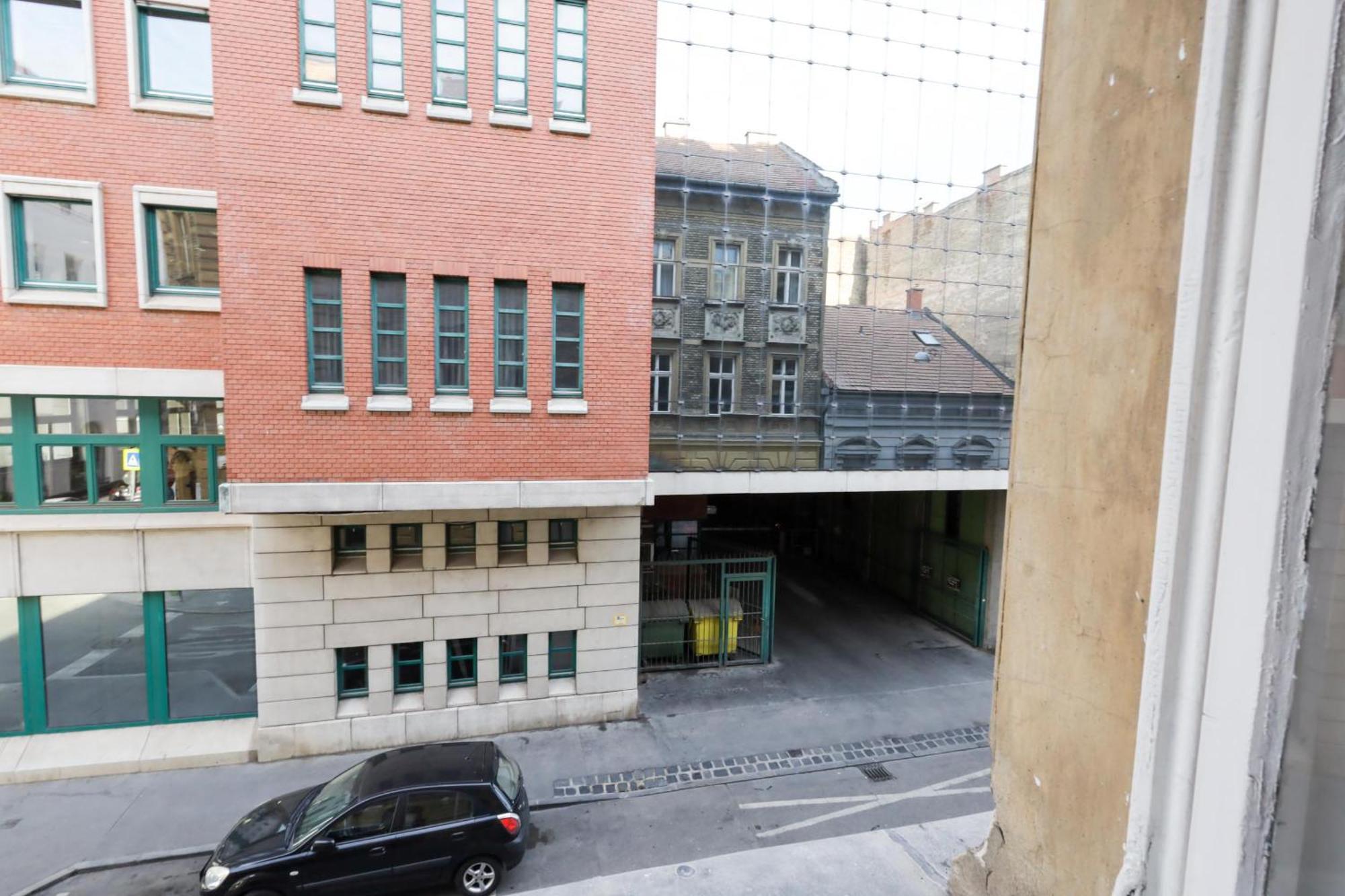 Budapest Pest-Port Apartment 4 Rooms For 16 Person Budapeste Exterior foto